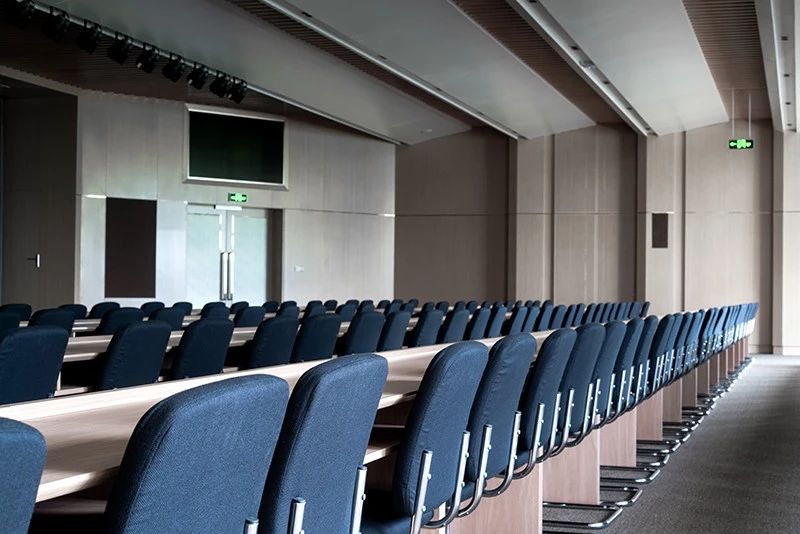 1652411977170369.jpg 12.jpg